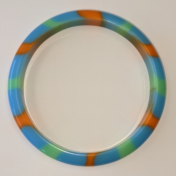 EVC LUCITE BANGLE BRACELET - Picture 2 of 10